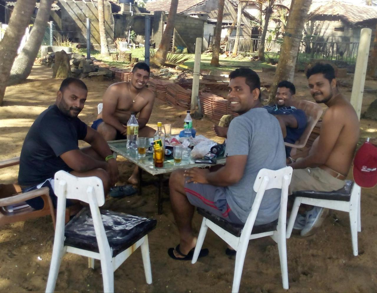 Ramya Ru Beach Home 高尔 外观 照片
